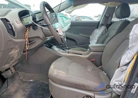 2015 Kia Sportage Lx z USA, uszkodzony, nr VIN KNDPB3AC2F7672905